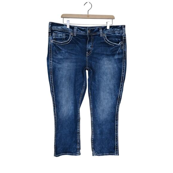 Silver Womens 20 Plus Mid Capri Jean - Picture 1 of 11
